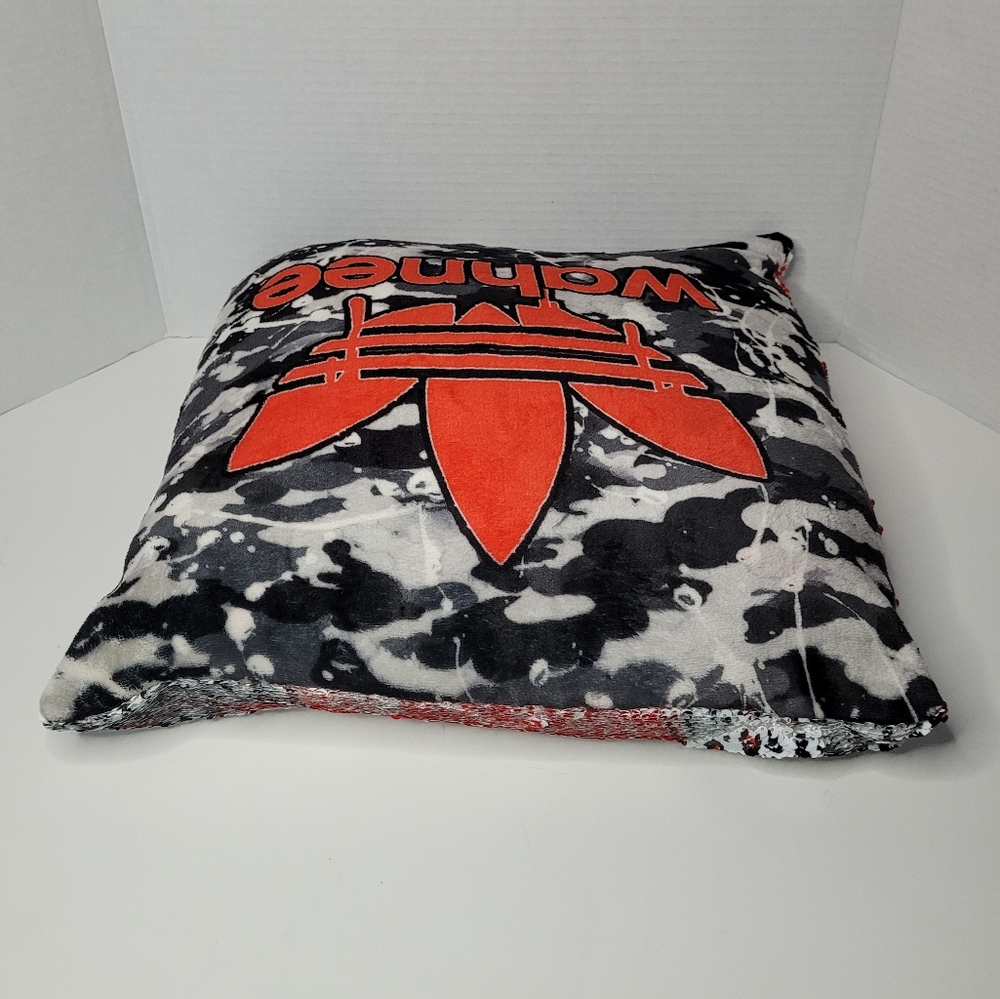 Wahnee Flip Sequins Zipper Throw Pillow - Picture 6 of 12